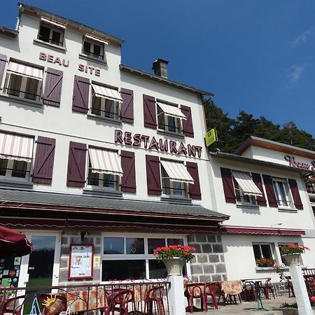 Logis Hotel Le Beau Site Chambon-sur-Lac Zewnętrze zdjęcie