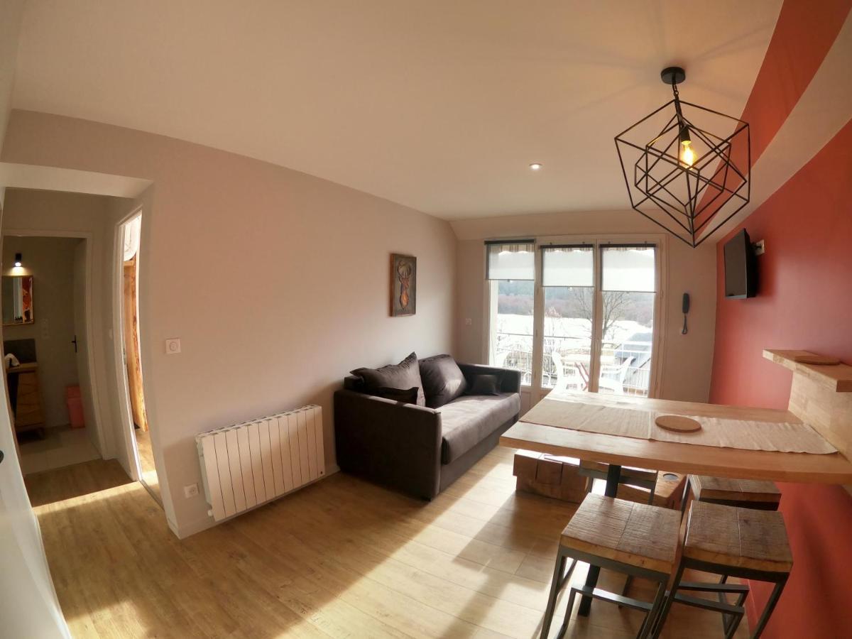 Logis Hotel Le Beau Site Chambon-sur-Lac Zewnętrze zdjęcie