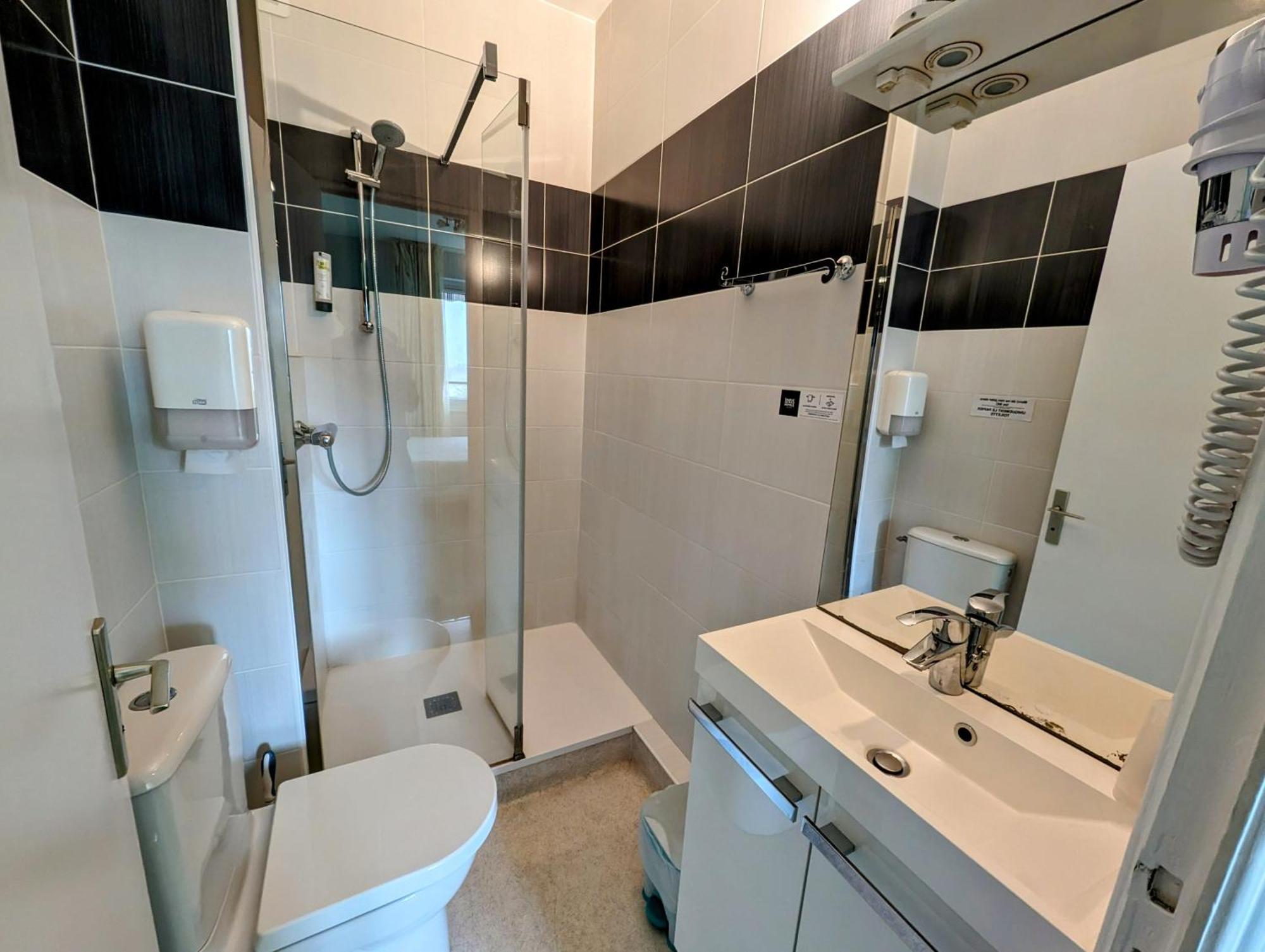 Logis Hotel Le Beau Site Chambon-sur-Lac Zewnętrze zdjęcie