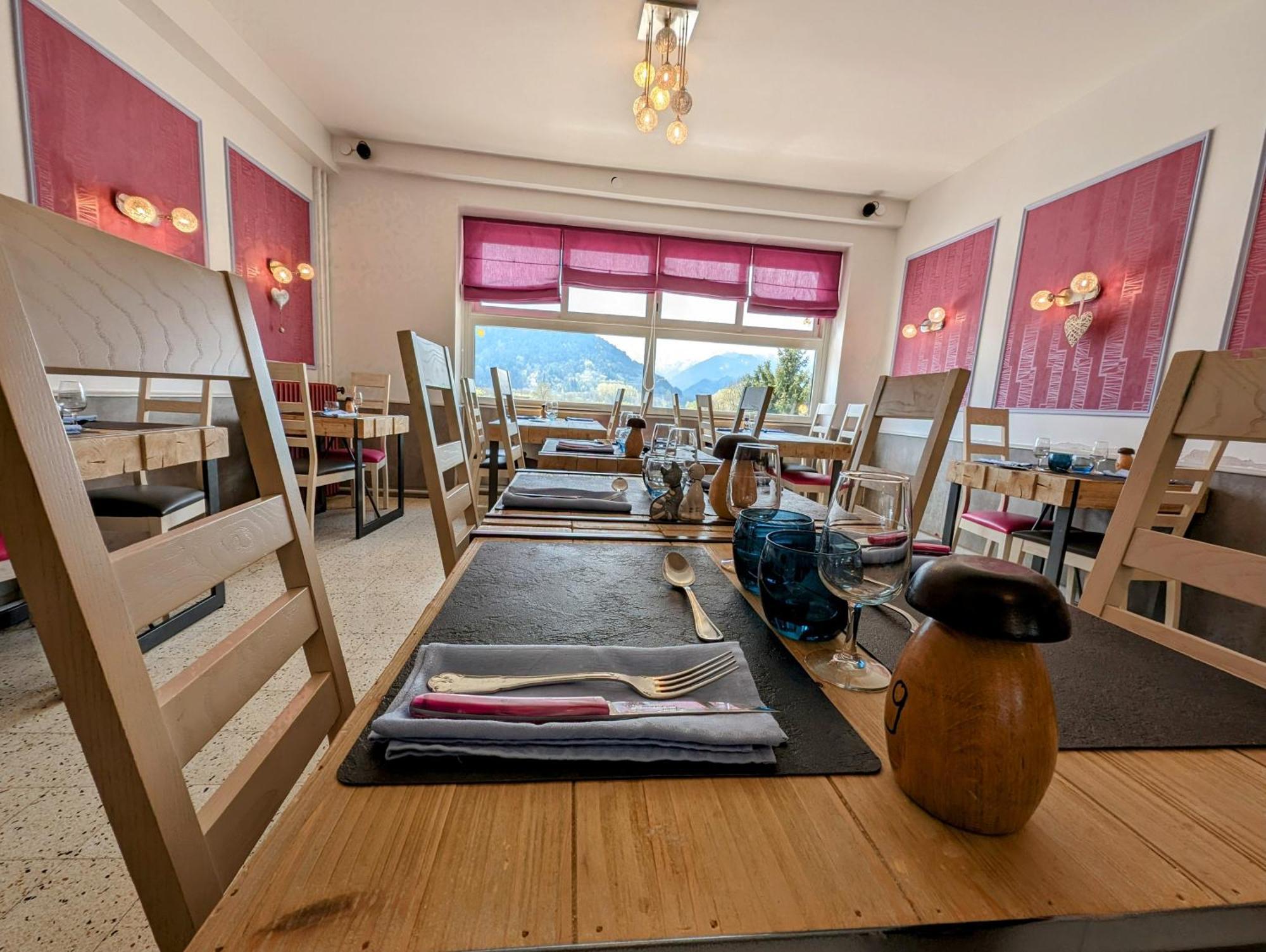 Logis Hotel Le Beau Site Chambon-sur-Lac Zewnętrze zdjęcie