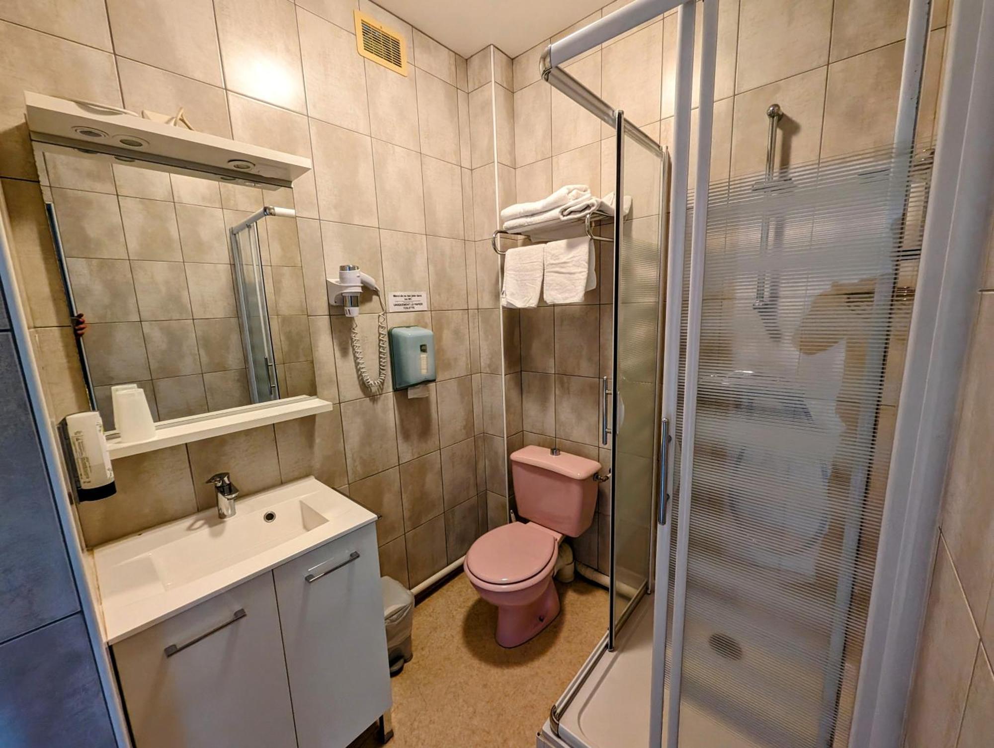 Logis Hotel Le Beau Site Chambon-sur-Lac Zewnętrze zdjęcie