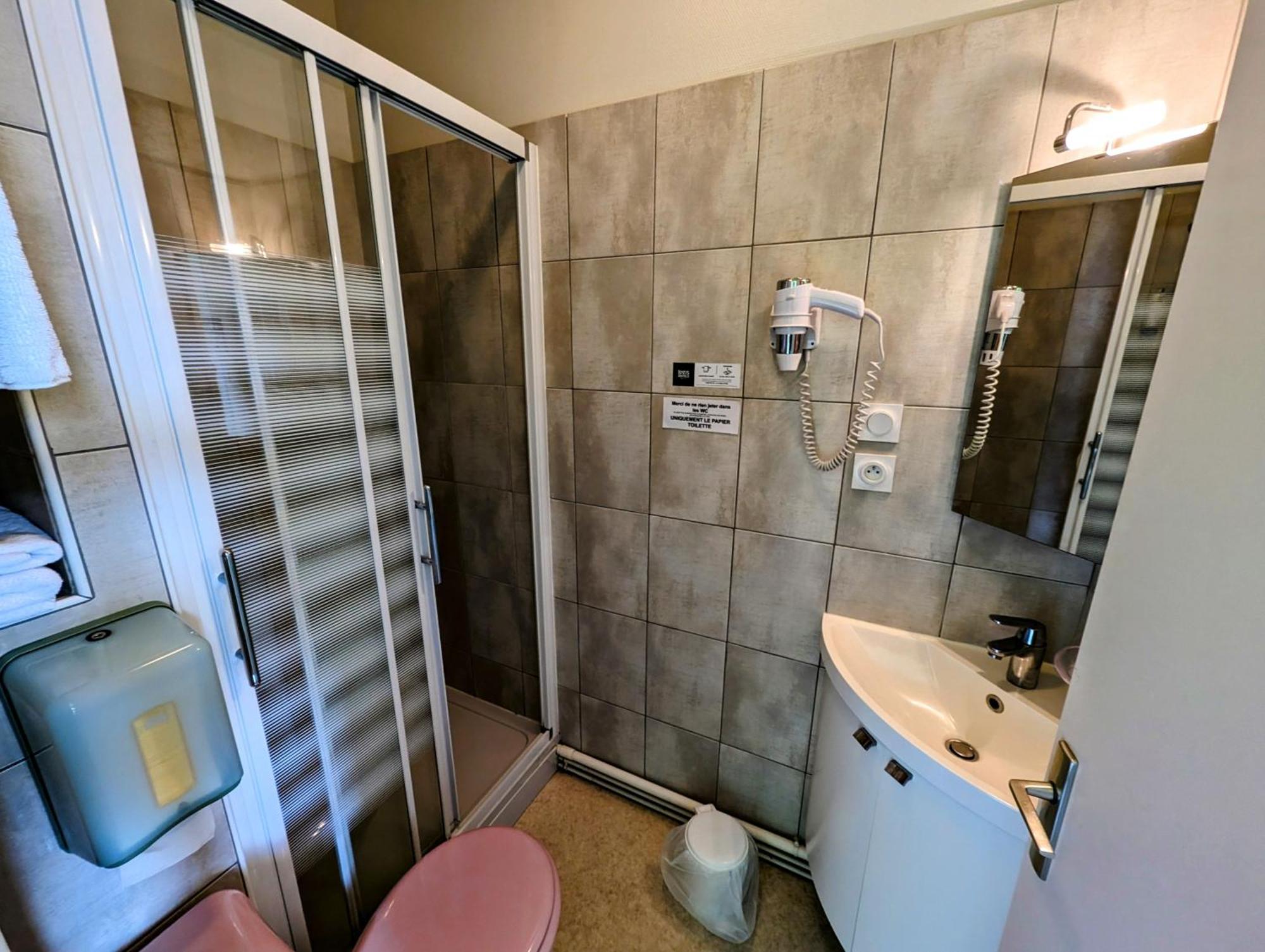 Logis Hotel Le Beau Site Chambon-sur-Lac Zewnętrze zdjęcie
