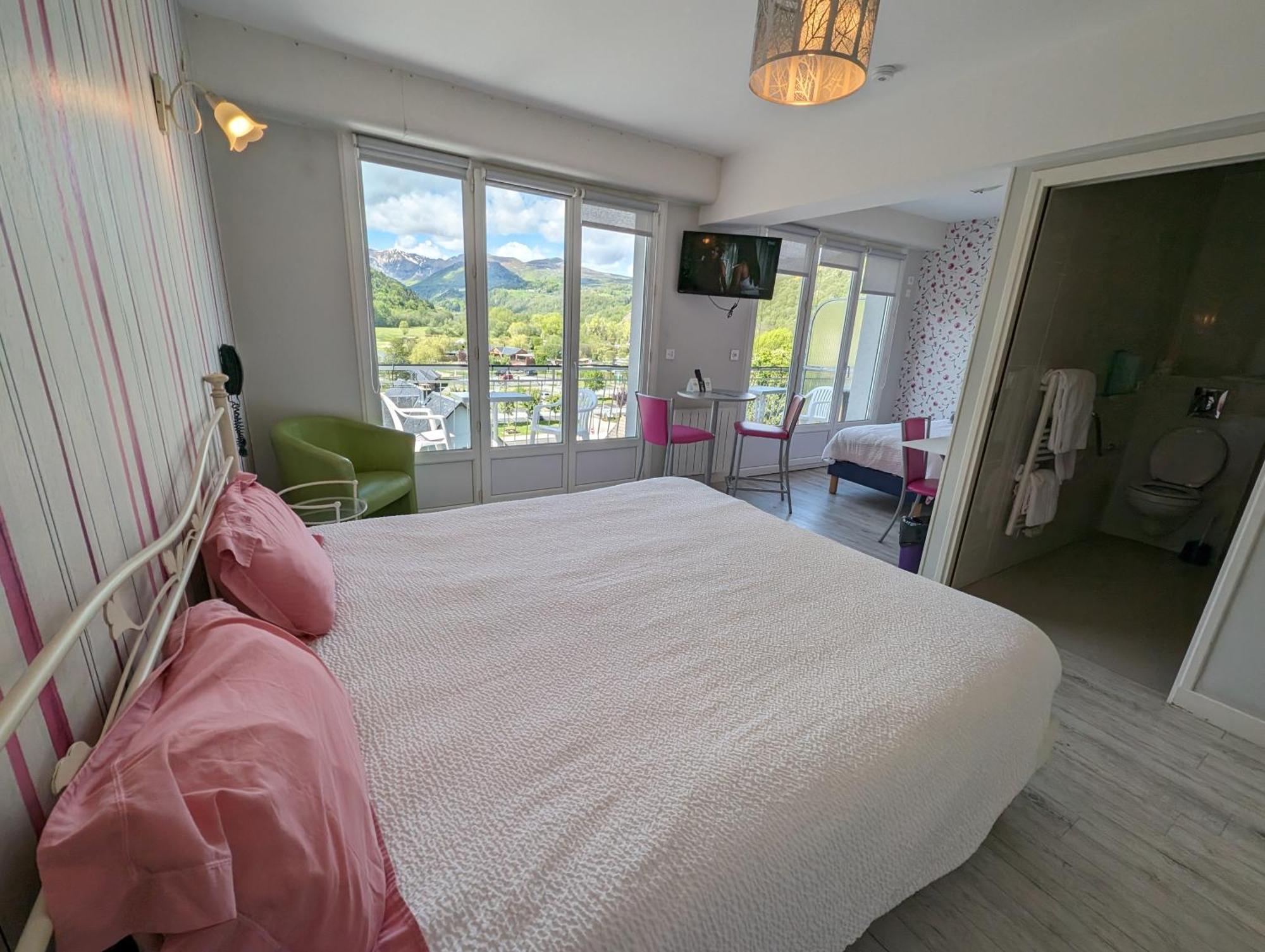 Logis Hotel Le Beau Site Chambon-sur-Lac Zewnętrze zdjęcie