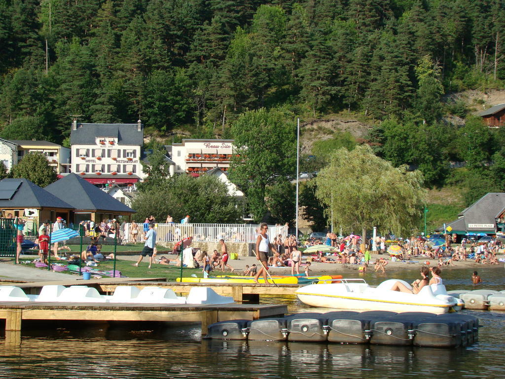 Logis Hotel Le Beau Site Chambon-sur-Lac Zewnętrze zdjęcie